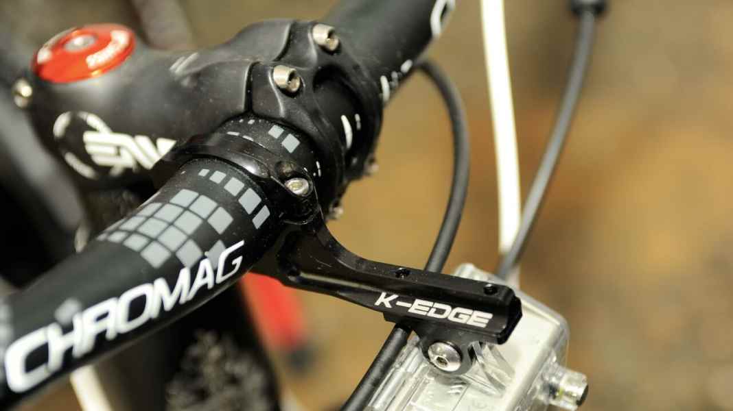 New accessories for the GoPro: Wi-Fi pack and elegant handlebar mounts