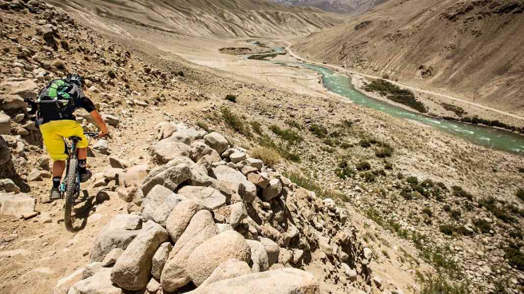 Afghanistan: Bike expedition through the Wakhan Corridor