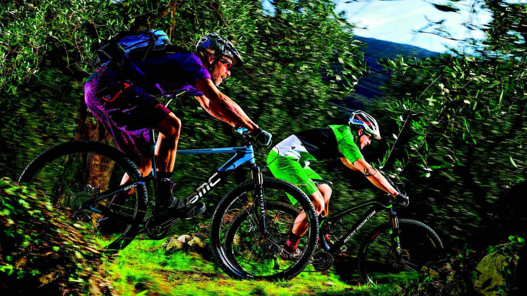 BMC Fourstroke versus Rocky Mountain Element
