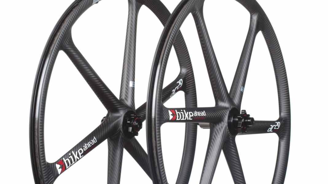 BIKE helps: Treat carbon rims correctly
