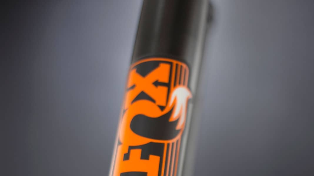 Fox brings suspension fork for semi-fat bikes in 27.5+