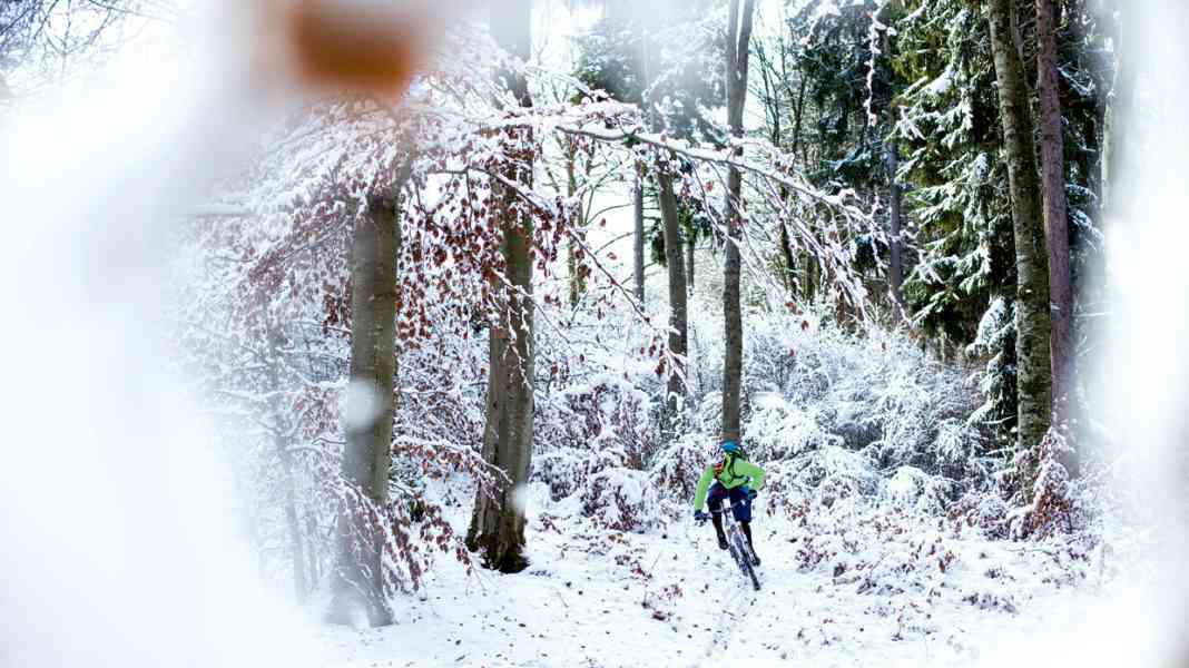 Biking in winter: These pieces will keep you warm!