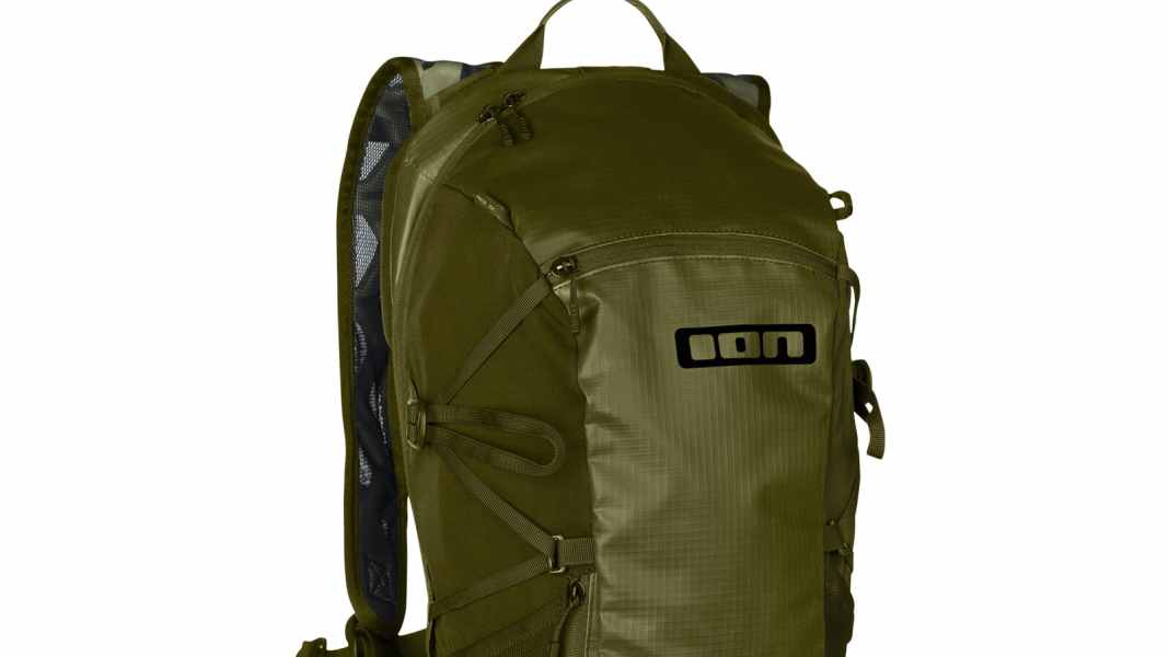 ION Transom: innovative protector backpack