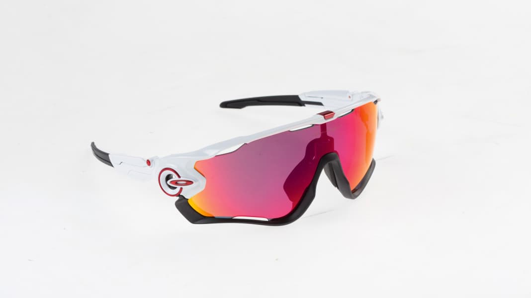 Oakley Jawbreaker cycling glasses in comparison