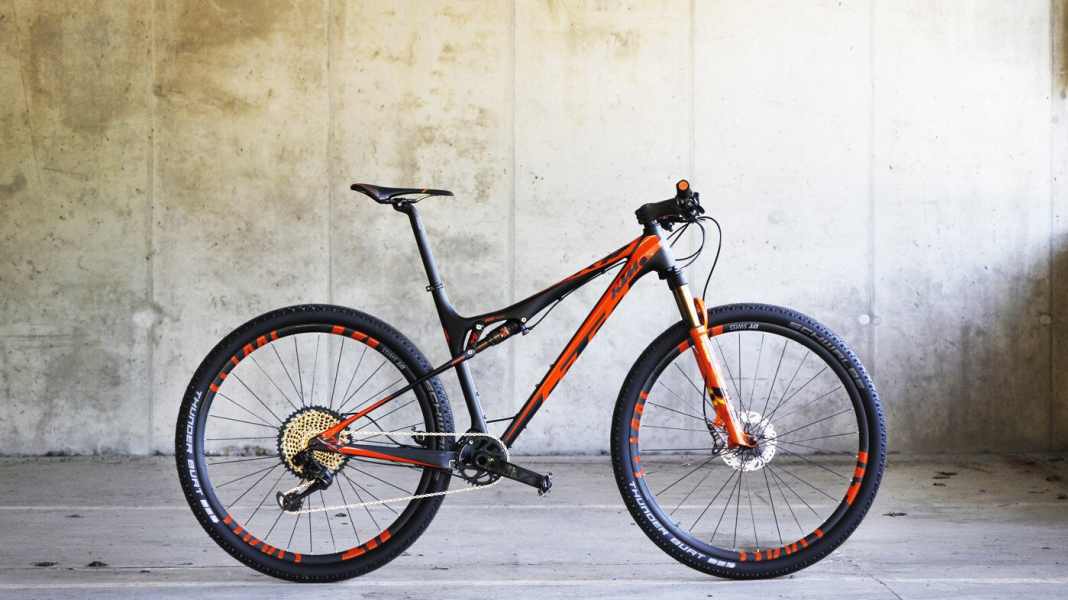 KTM bringt neue Edel-Version für Scarp und Myroon