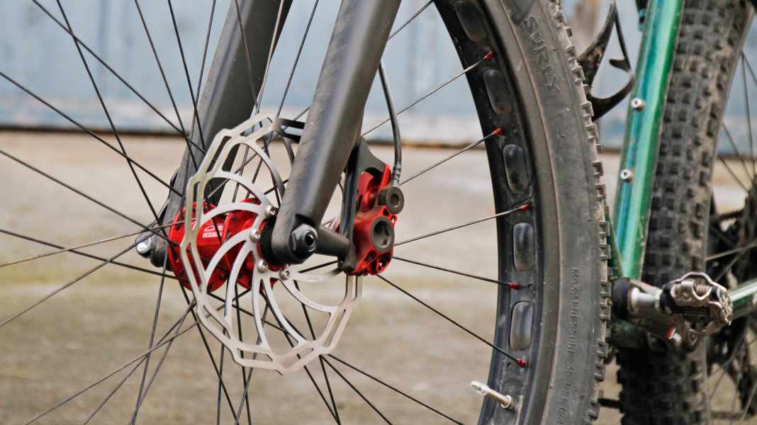 MTB fork 3T Rigid Team in individual test