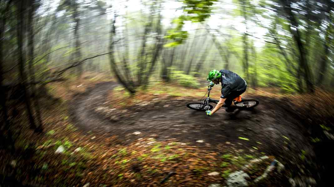 Ergonomic gimmicks from Magura & SQlab