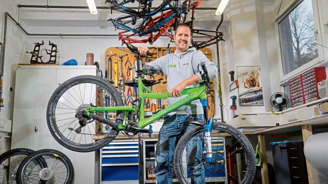 Parking assistant: Propain Tyee 3 bike park test