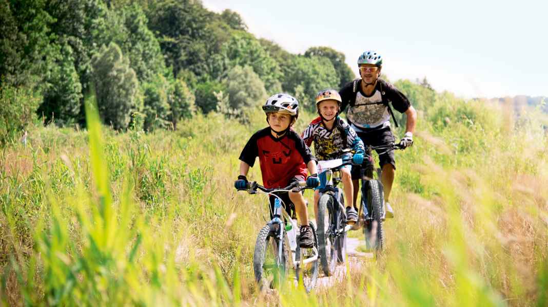 Making the bike tour a pleasure for children and parents