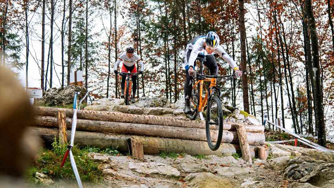 11 race hardtails in a racetrack test