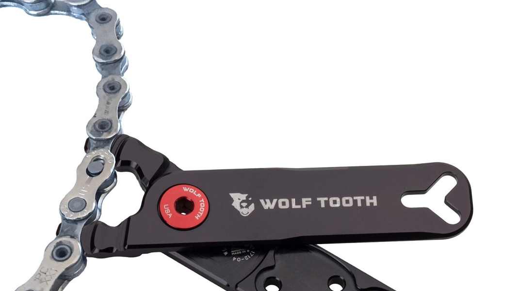 Practical and lightweight: chain lock pliers for travelling