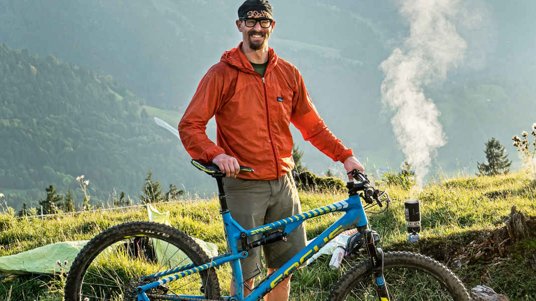 All Mountain Fully Focus Spine Evo auf der Langstrecke