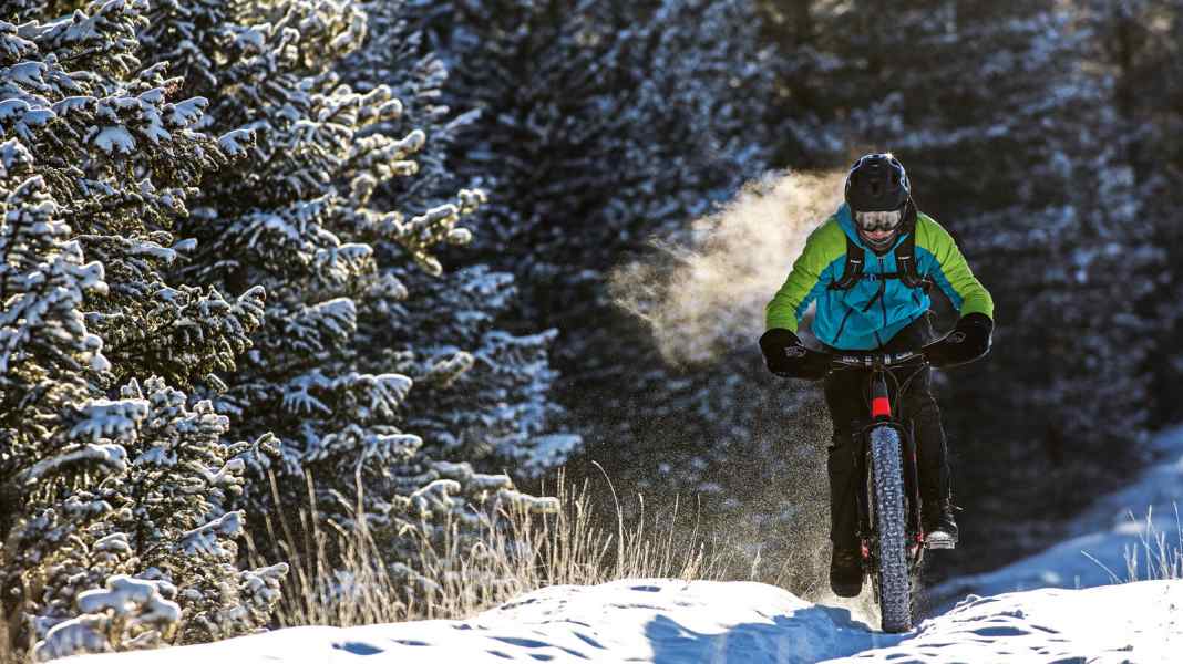 Mit dieser MTB-Winterbekleidung sind Sie wetterfest