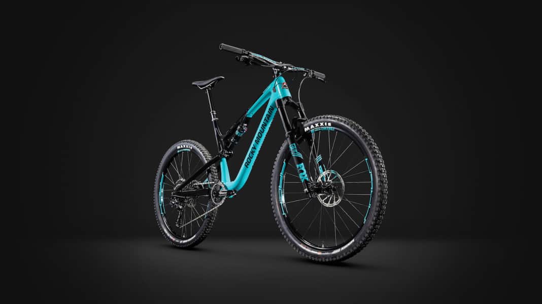 Rocky Mountain Thunderbolt: New trail bike from Canada