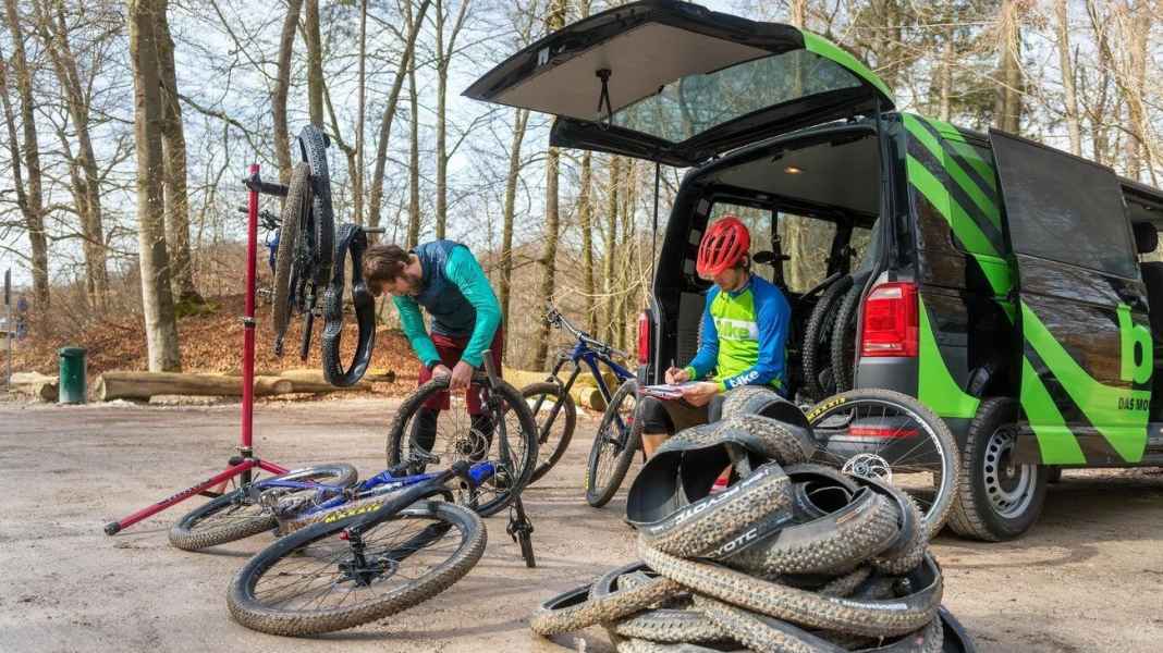 Doppelter Preis, doppelter Grip? Reifen im Preis-Check