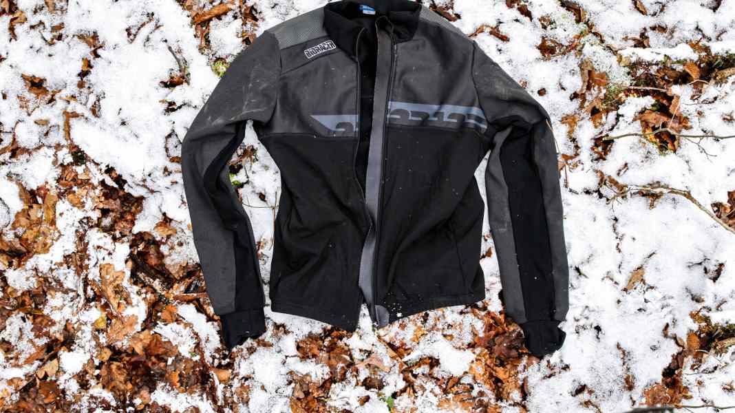 Bioracer Spitfire Tempest Protect: Winter jacket on test