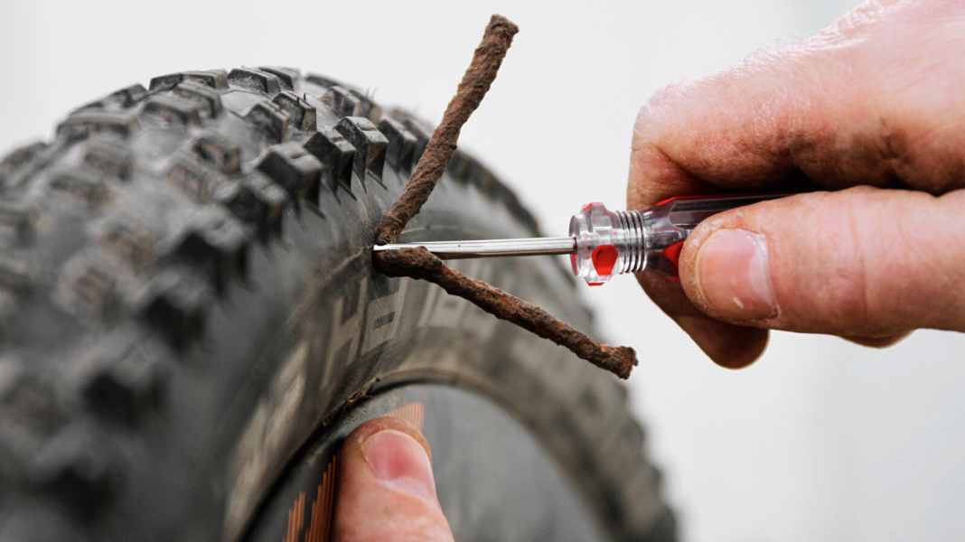 For MTB tyres: The best tubeless repair kits in the test