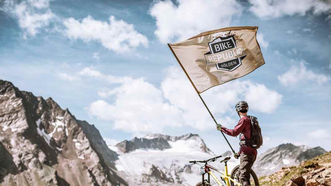 Sölden: A network of natural trails and built lines