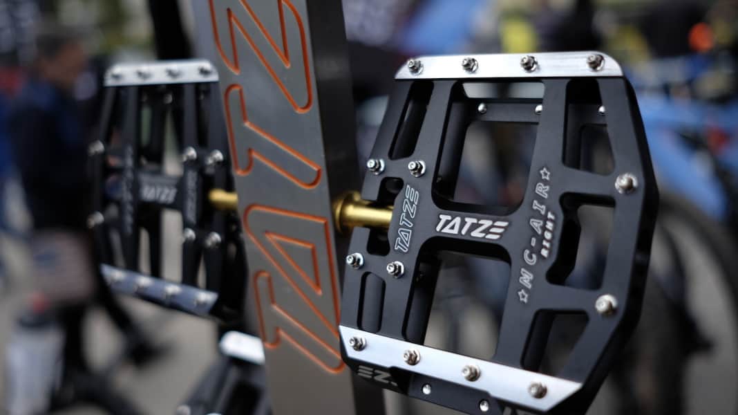 Tatze Mc-Air: Bärentatze - Plattformpedal aus Österreich