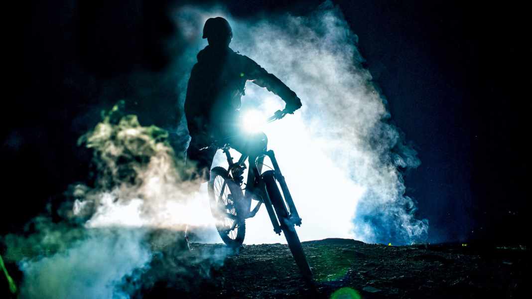 5 StVZO lamps for bike tours in the dark