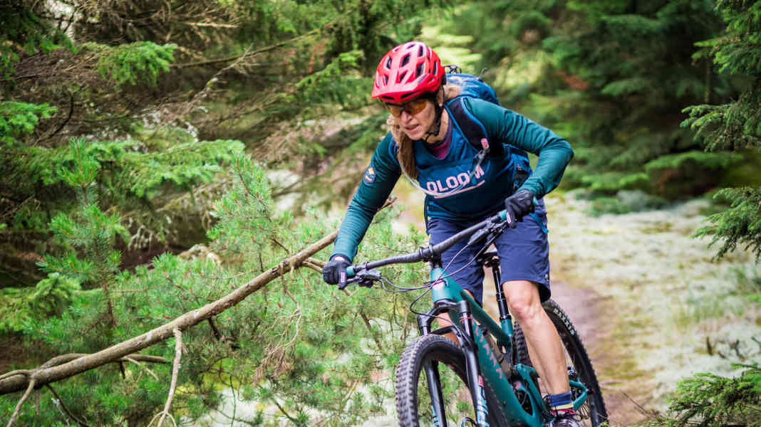 More room to manoeuvre for women: the new Juliana trail bike