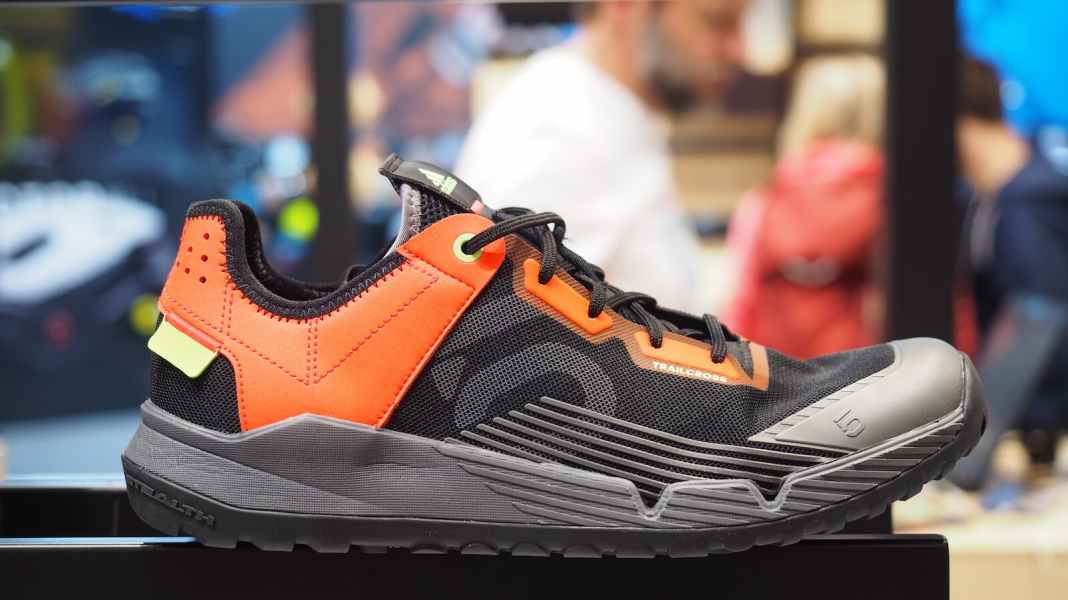Five Ten Trailcross: stylish models for bike & hike