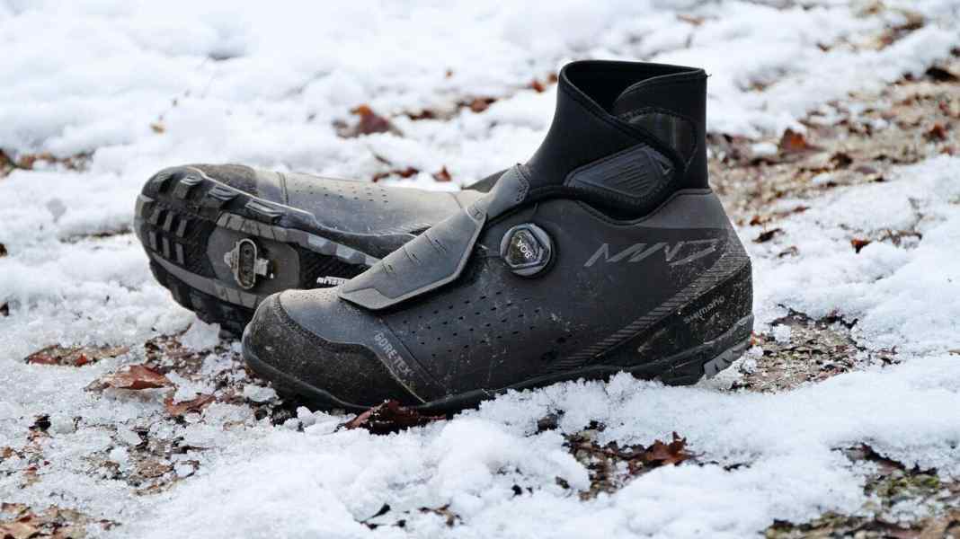 Leicht und wasserdicht: Shimano Winterschuhe SH-MW7