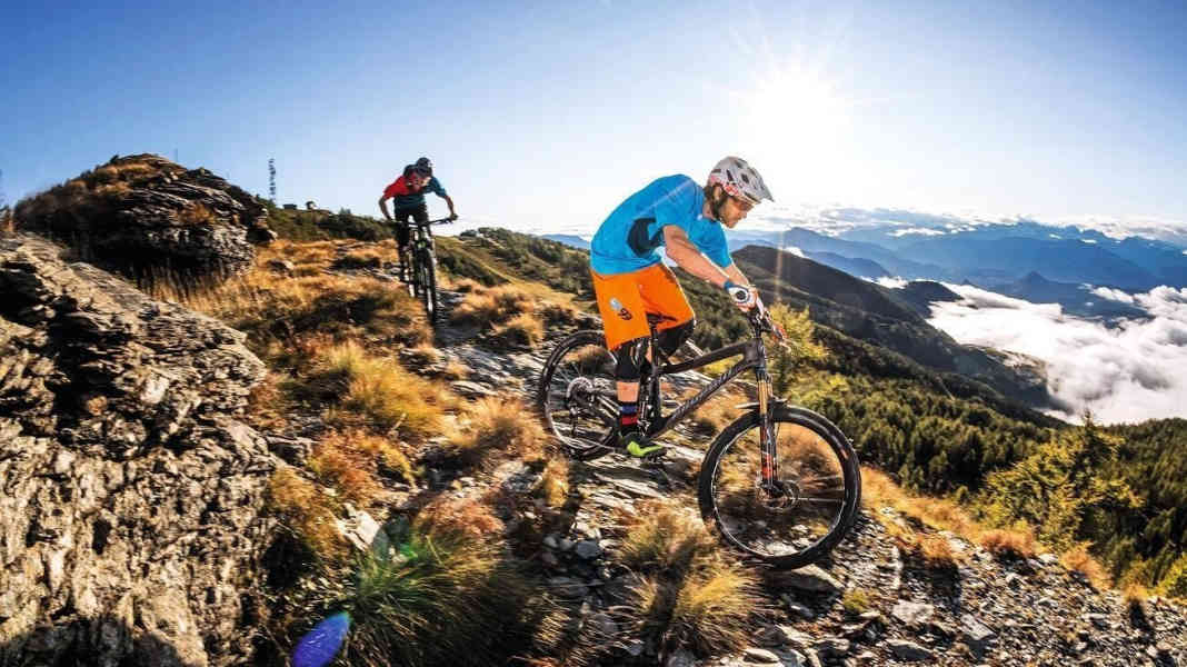 Best of Test: Die 8 besten All-Mountain-Bikes von 2019
