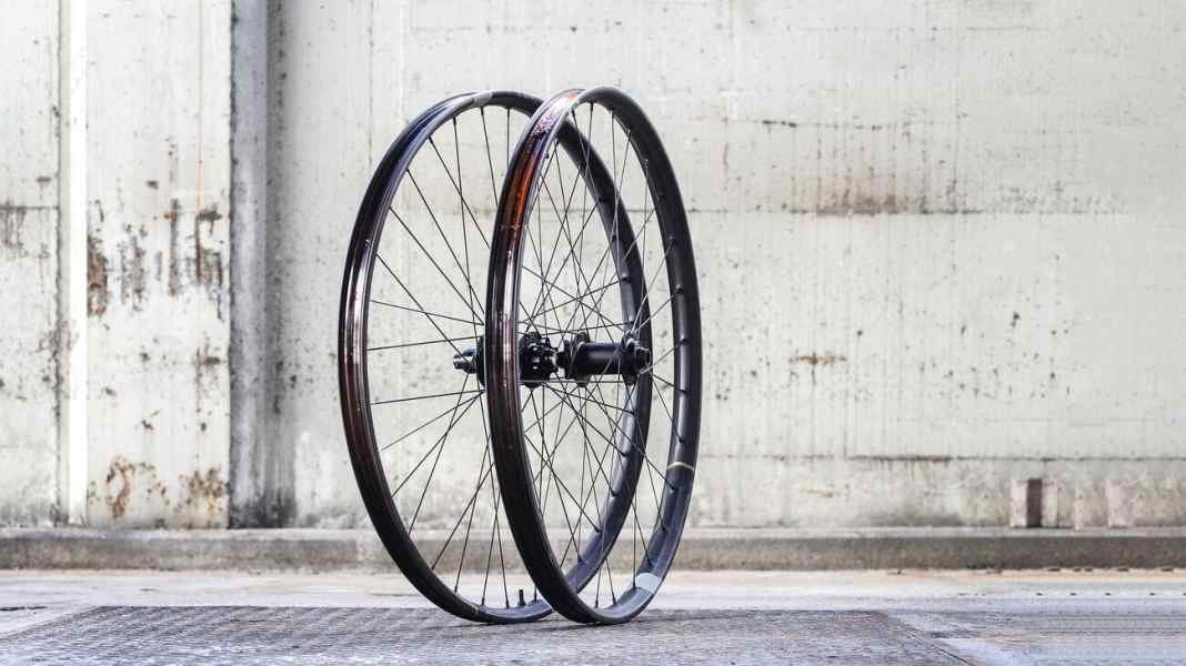 Crankbrothers Synthesis E11 29" wheels in a short test
