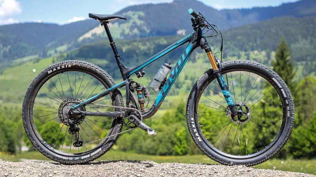 Noble trail bike: Pivot Mach 4 SL in a practical test