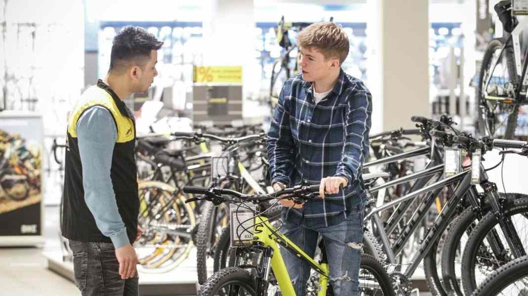 Update: Bicycle shops open again from 20 April