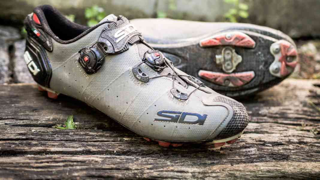 Sidi MTB Drako 2 SRS: extremely stiff race shoe