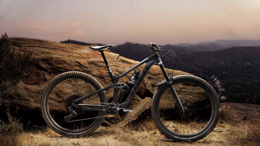 Neues Trek Slash: mehr Federweg und pfiffige Details