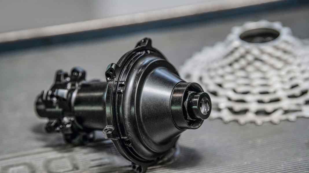Classified gearstick: Gear hub of the future?