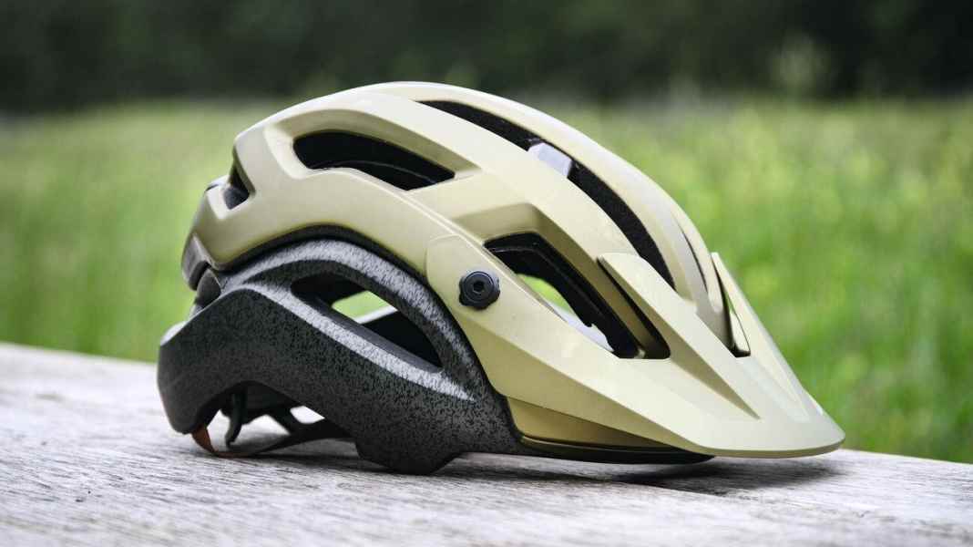 Schon gefahren: Giro-Helm Manifest Spherical
