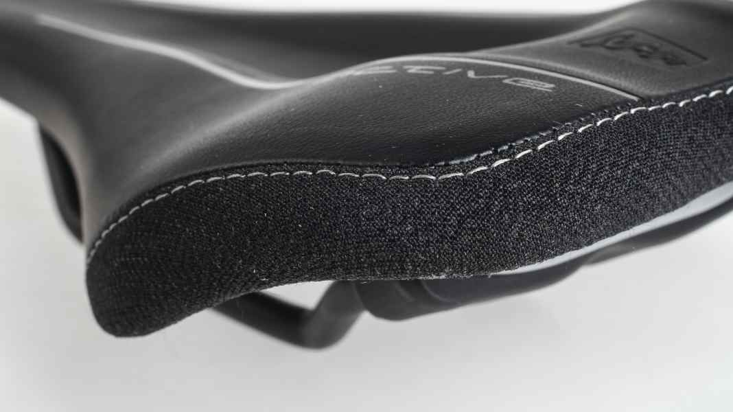 To remain seated or not? The saddle as the most important fixed point