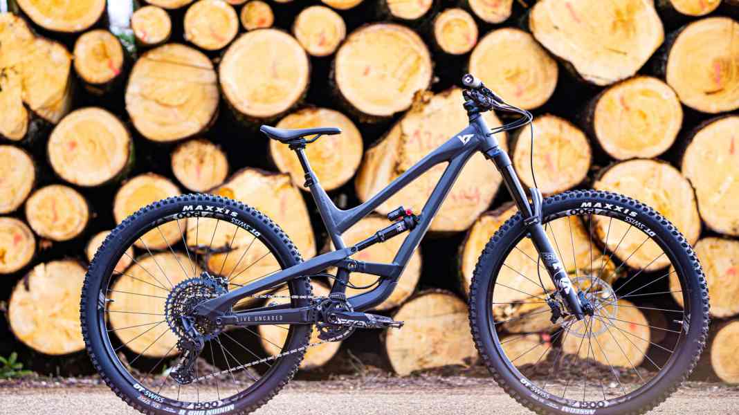 YT Capra AL: Aluminium frame for Base and Pro models