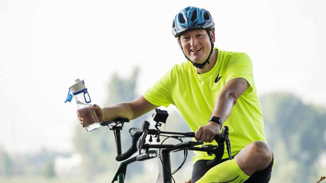 7 questions for Dr Eckart von Hirschhausen