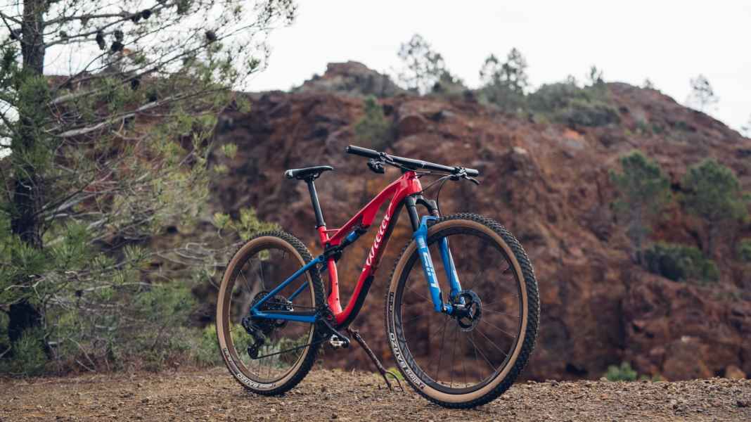Italian lightweight: The Wilier Urta SLR