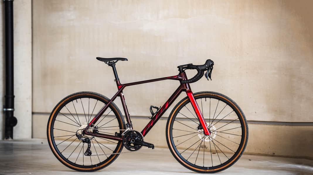 KTM X-Strada: Fast partner for everyday use and bikepacking