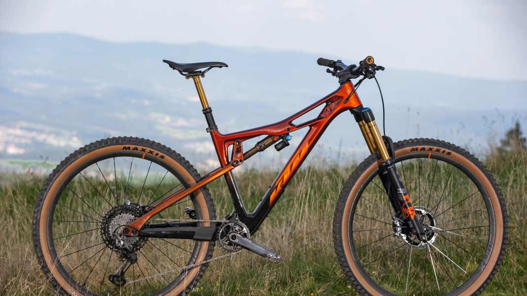 Sporty all-mountain bike: KTM Prowler Exonic