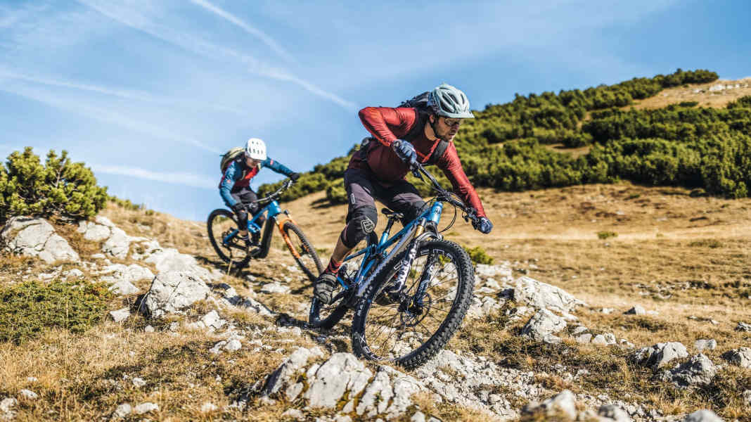 The test bikes in EMTB 01/2022
