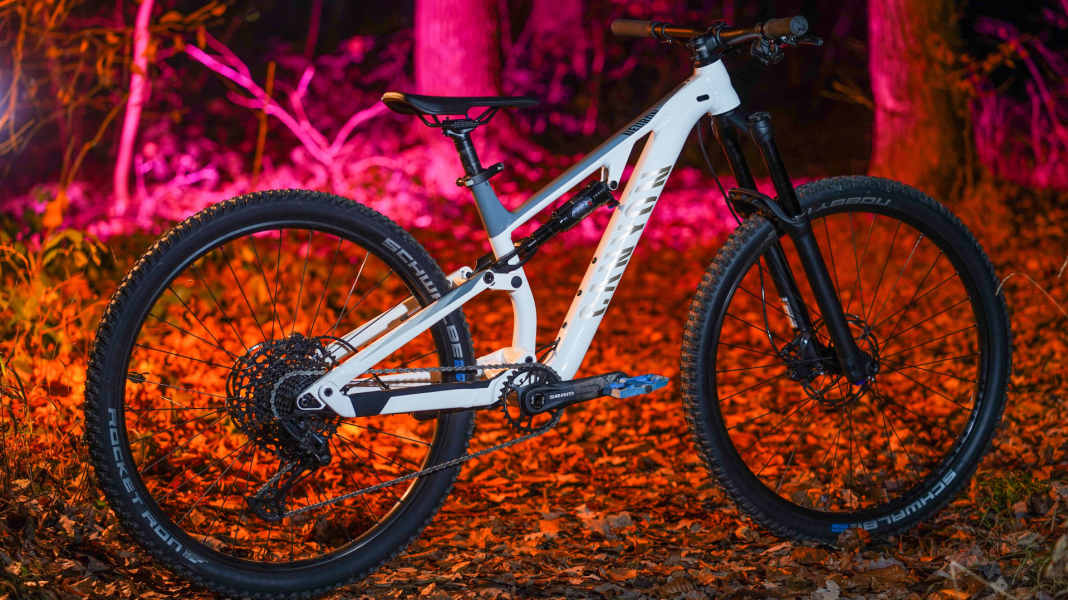 Canyon Neuron Young Hero: New mini speedster