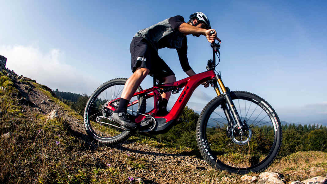Carbon-Flitzer: BH AtomX Carbon 2022