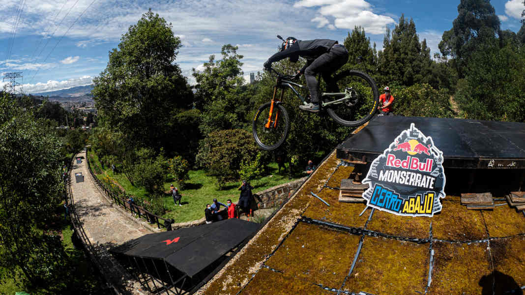 Stufenwahnsinn: Red Bull Monserrate Cerro Abajo