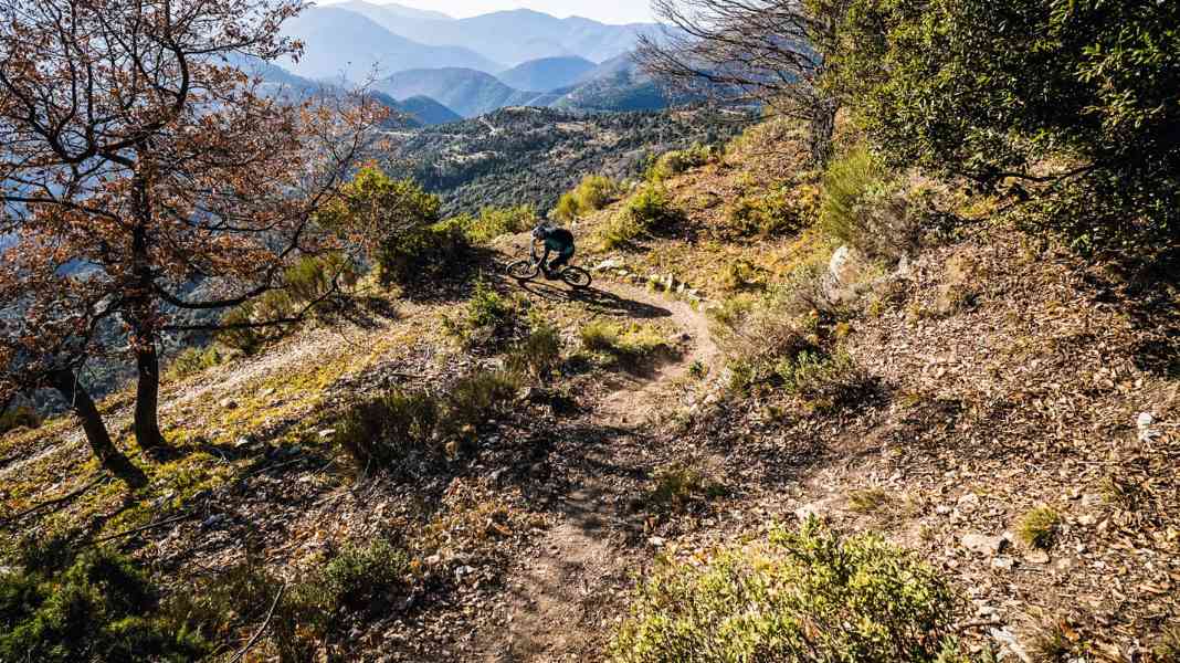 E-MTB Supertrail La Crinale - trail circuit on the Côte d'Azur