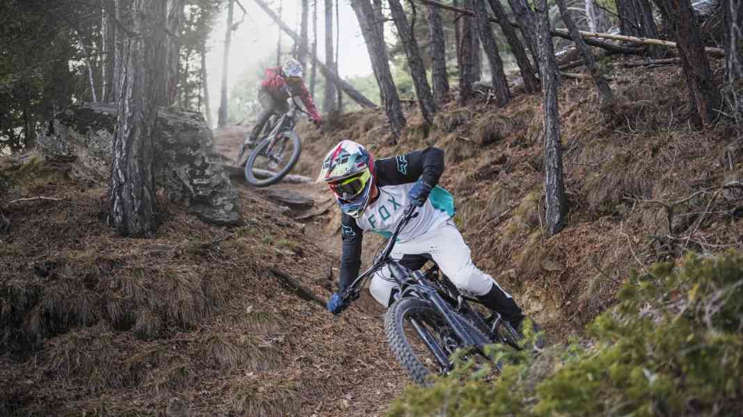 New kids on the rocks: 6 enduro bikes in 2 price categories put to the test