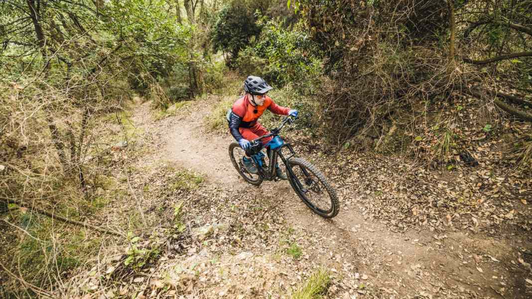 How to: EMTB-Uphill-Fahrtechnik #5 – Anfahren am Berg