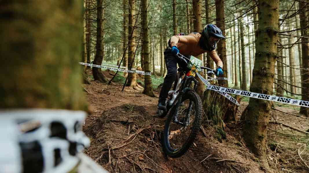Meisterhaft: Titelverteidigung im Enduro Race