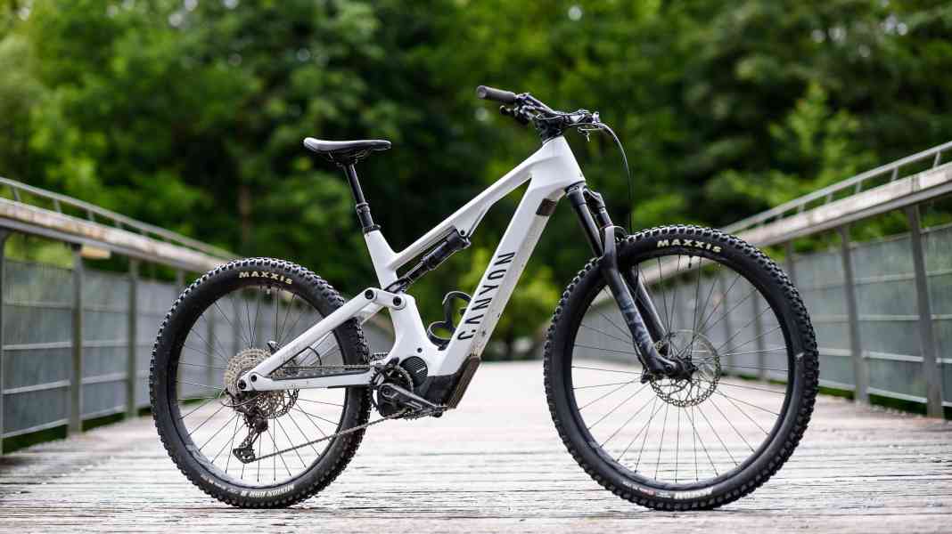 The new Canyon Spectral:On - affordable, light and with a huge battery!